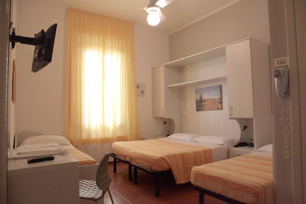 Hotel Gardenia Forlì Chambre photo