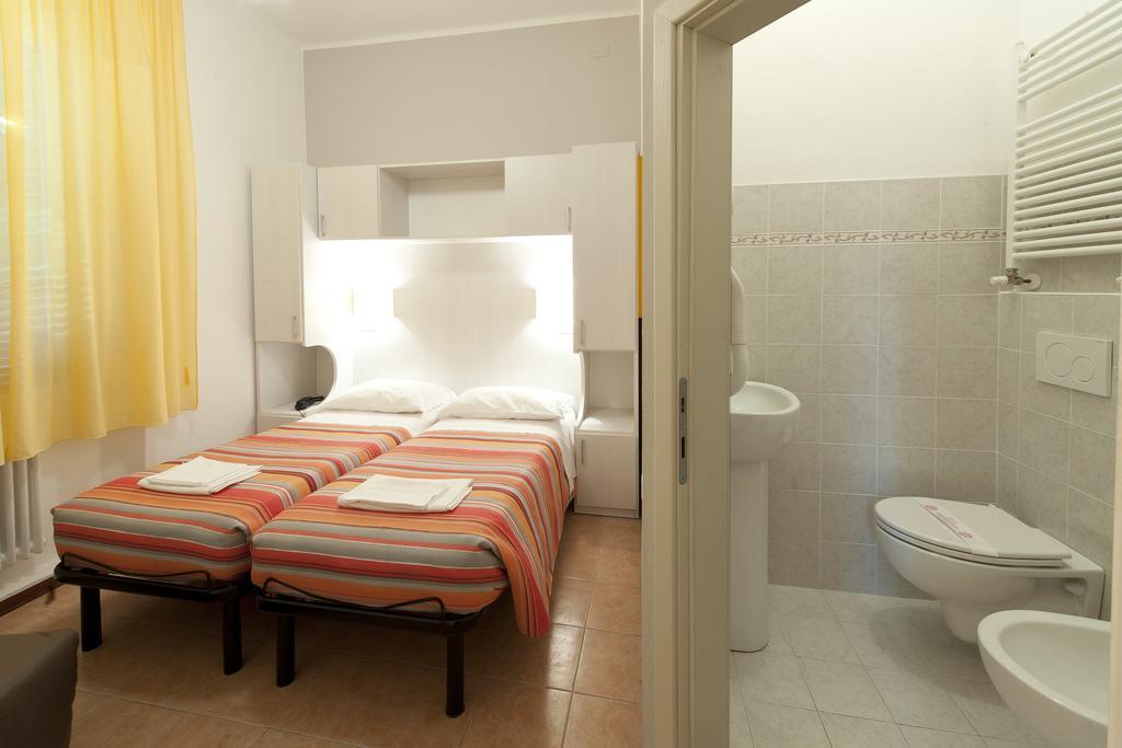 Hotel Gardenia Forlì Extérieur photo