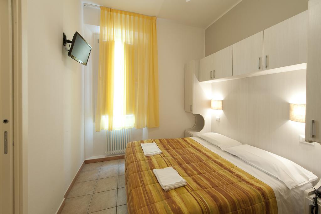 Hotel Gardenia Forlì Extérieur photo