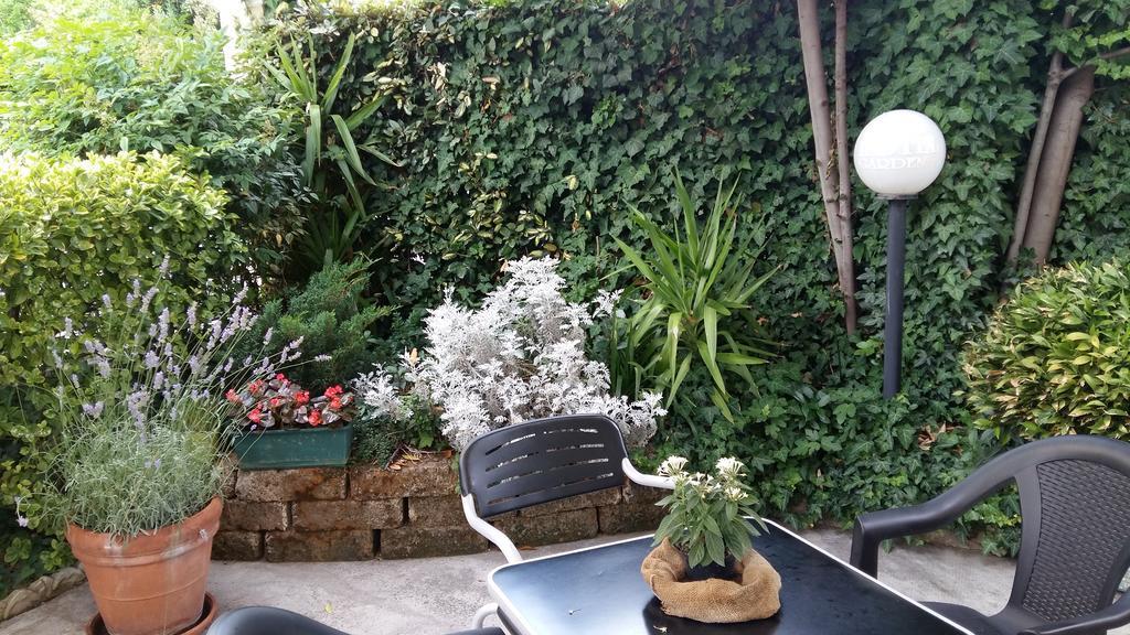 Hotel Gardenia Forlì Extérieur photo